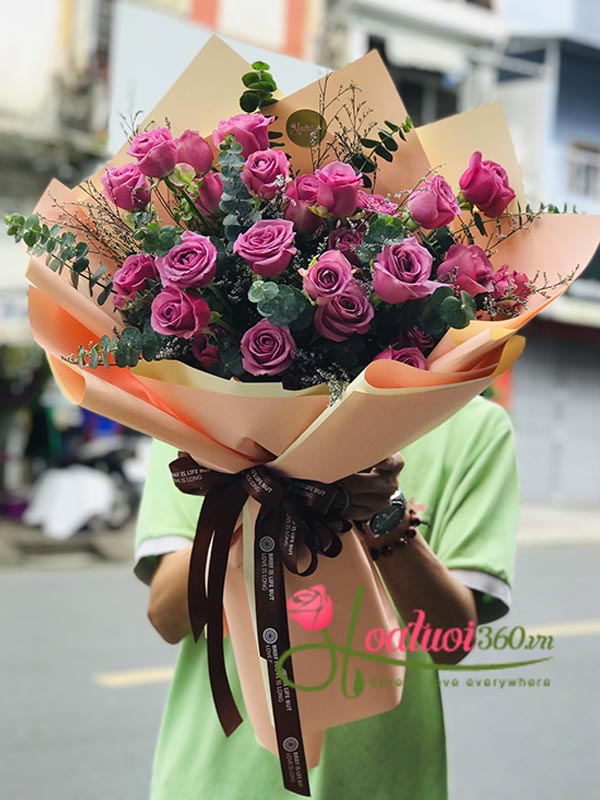 Purple roses bouquet - True love