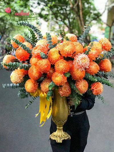 Chrysanthemum peony vase - Surprised