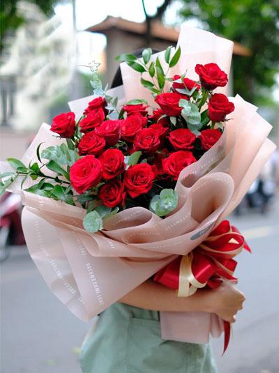 The most beautiful bouquet of roses for girlfriend