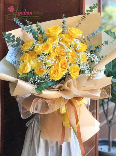 The yellow rose bouquet