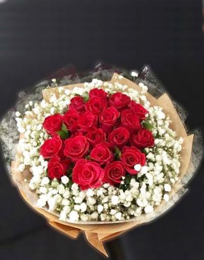 Red roses bouquet - The simple thing