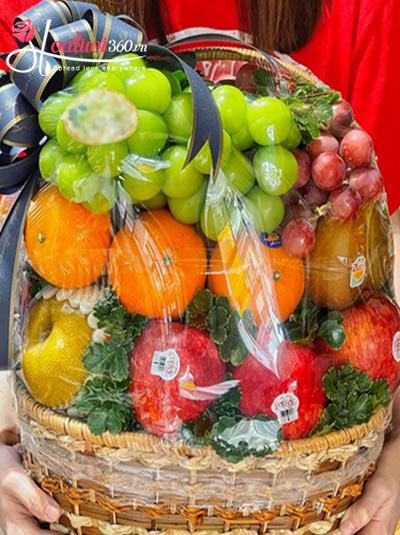 Fruit basket to congratulate health