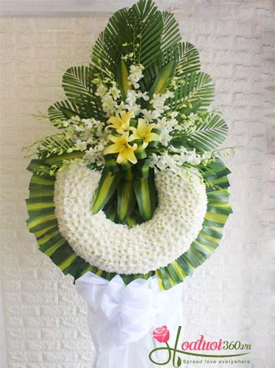 Funeral Flowers - Serenity Wreath