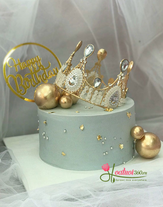 Luxurious congratulatory cake