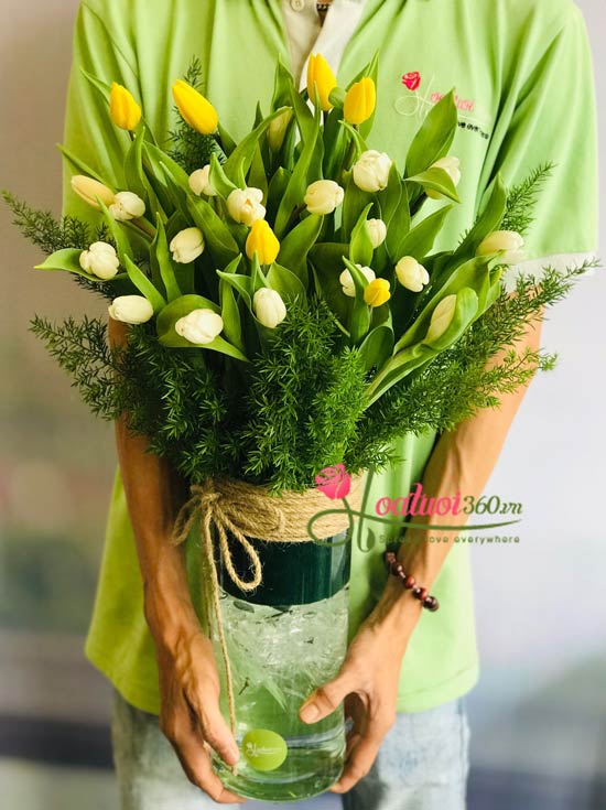 Tulip flowers vase - Sparkling colors