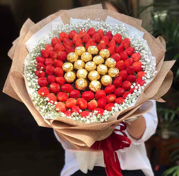 Get creative with a bouquet of chocolates and strawberries