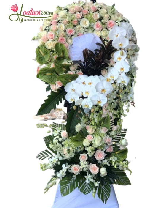 Funeral Flowers - Great respect 1